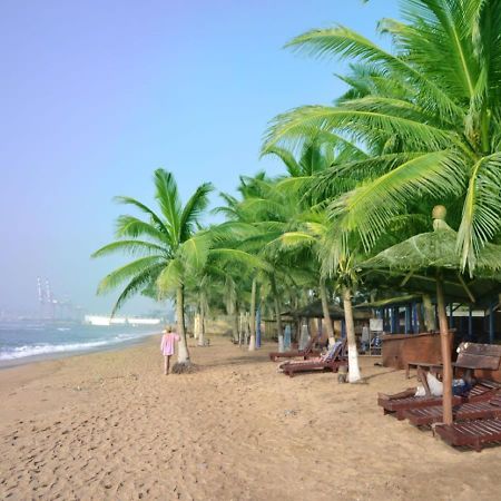 Cocobeach-Hotel Ломе Екстериор снимка