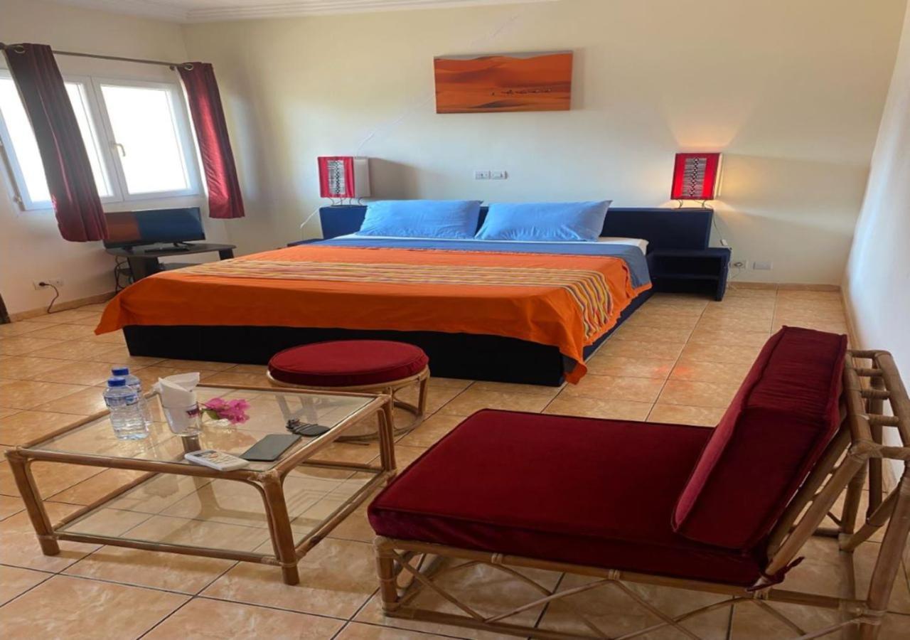 Cocobeach-Hotel Ломе Екстериор снимка